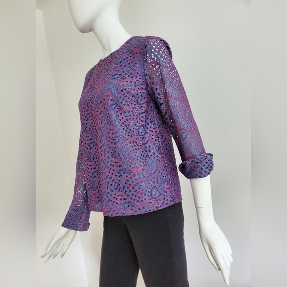 Top - Picture 2 of 7